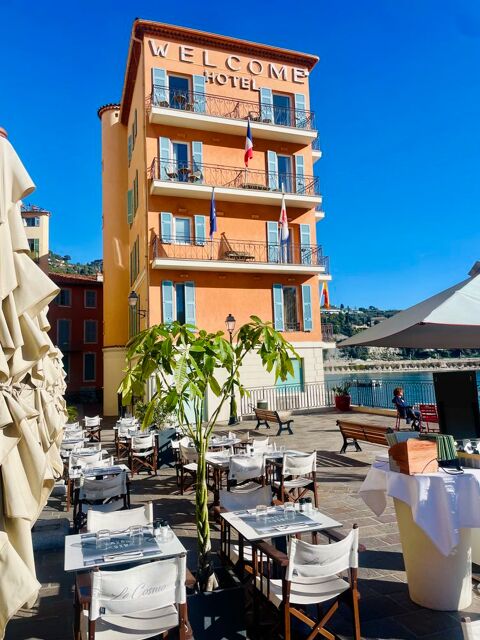 Chaises de terrasse  50 Villefranche-sur-Mer (06)