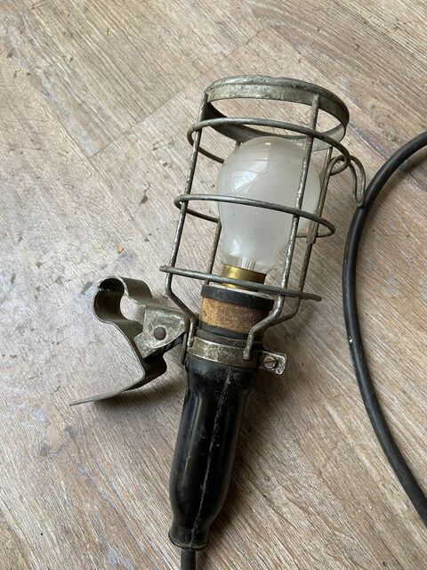 Baladeuse Lampe de Travail 20 Enghien-les-Bains (95)