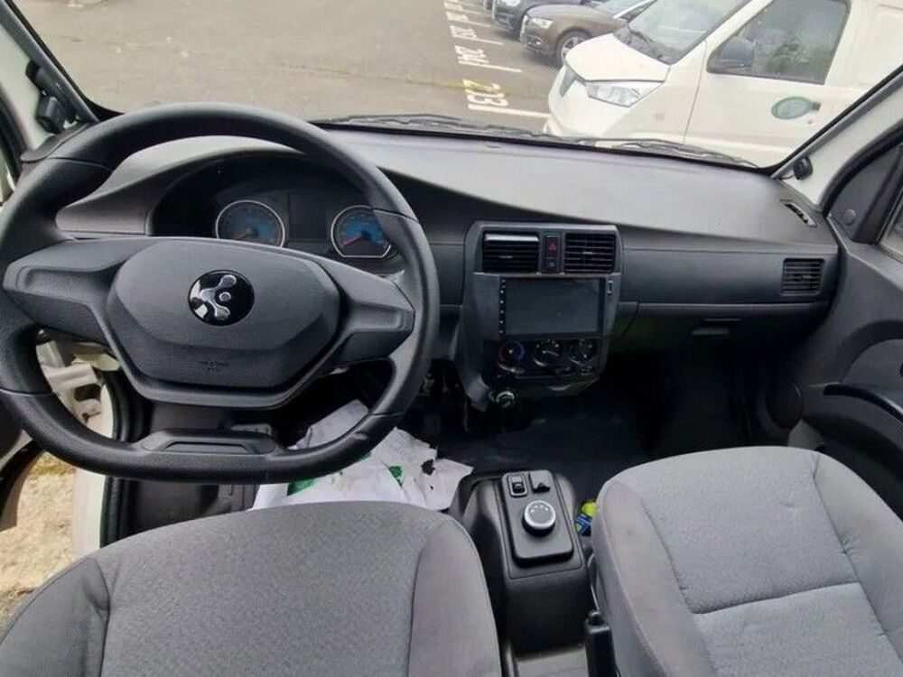 E-Box E-BOX M CAM 60KW 41.86 KWH AUTONOMIE 300KM NEUF 14158€HT TVA 2025 occasion 33170 Gradignan