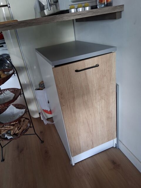 Meuble Marron et dessus gris - 1 porte 30 Montpellier (34)