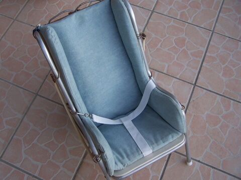 Chaise bb annes 60 pour muse, expo, collect... 0 Angoulme (16)