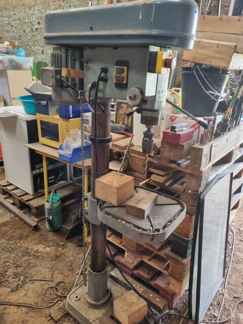 PERCEUSE SUR COLONNE 500 13450 Grans