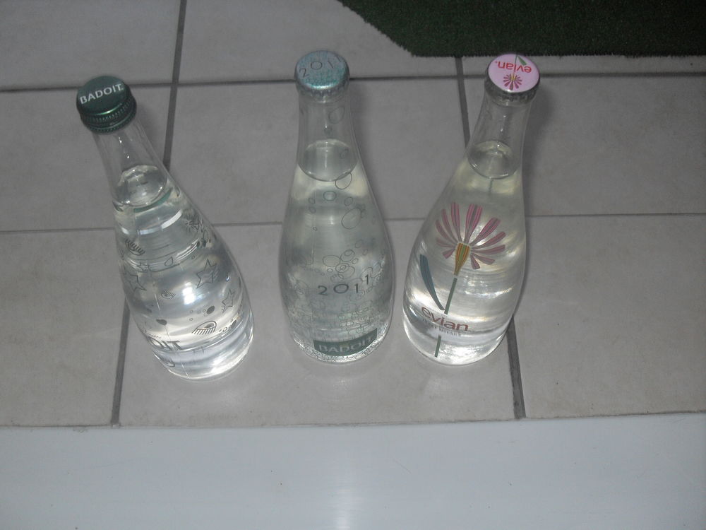 3 bouteilles de collection 