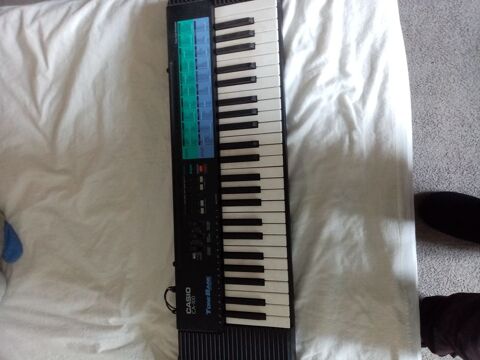 Piano synthtiseur 20 Randan (63)