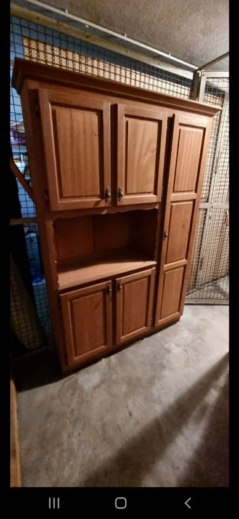 grand meuble &eacute;tait neuf, jamais utilis&eacute; Meubles