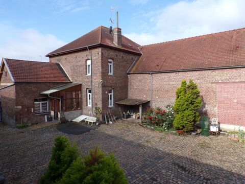   Corps de ferme au centre du village Maison - 8 pièce(s) - 234 m²