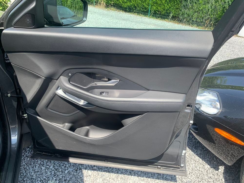 E-PACE E-Pace 2.0 P - 200 ch AWD BVA SE 2019 occasion 59310 Auchy-lez-Orchies