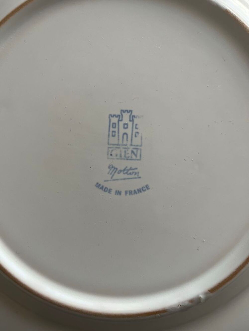 belles assiettes fabriqu&eacute;es &agrave; Gien Décoration
