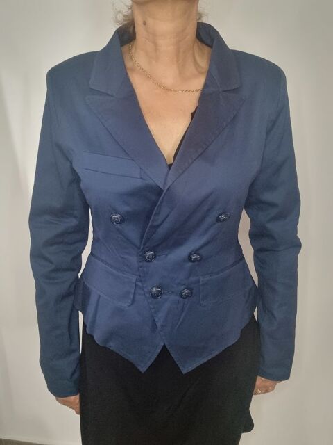 Veste 
10 Saint-Joseph (97)