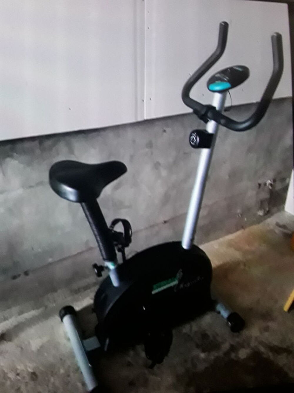 v&eacute;lo d'appartement. Sports