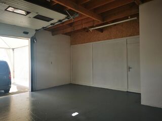  Parking / Garage  louer 45 m