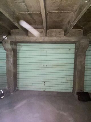  Parking / Garage  louer 15 m