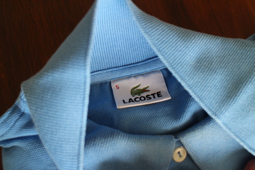 Polo Lacoste manches courtes taille M bleu azur neuf Vêtements
