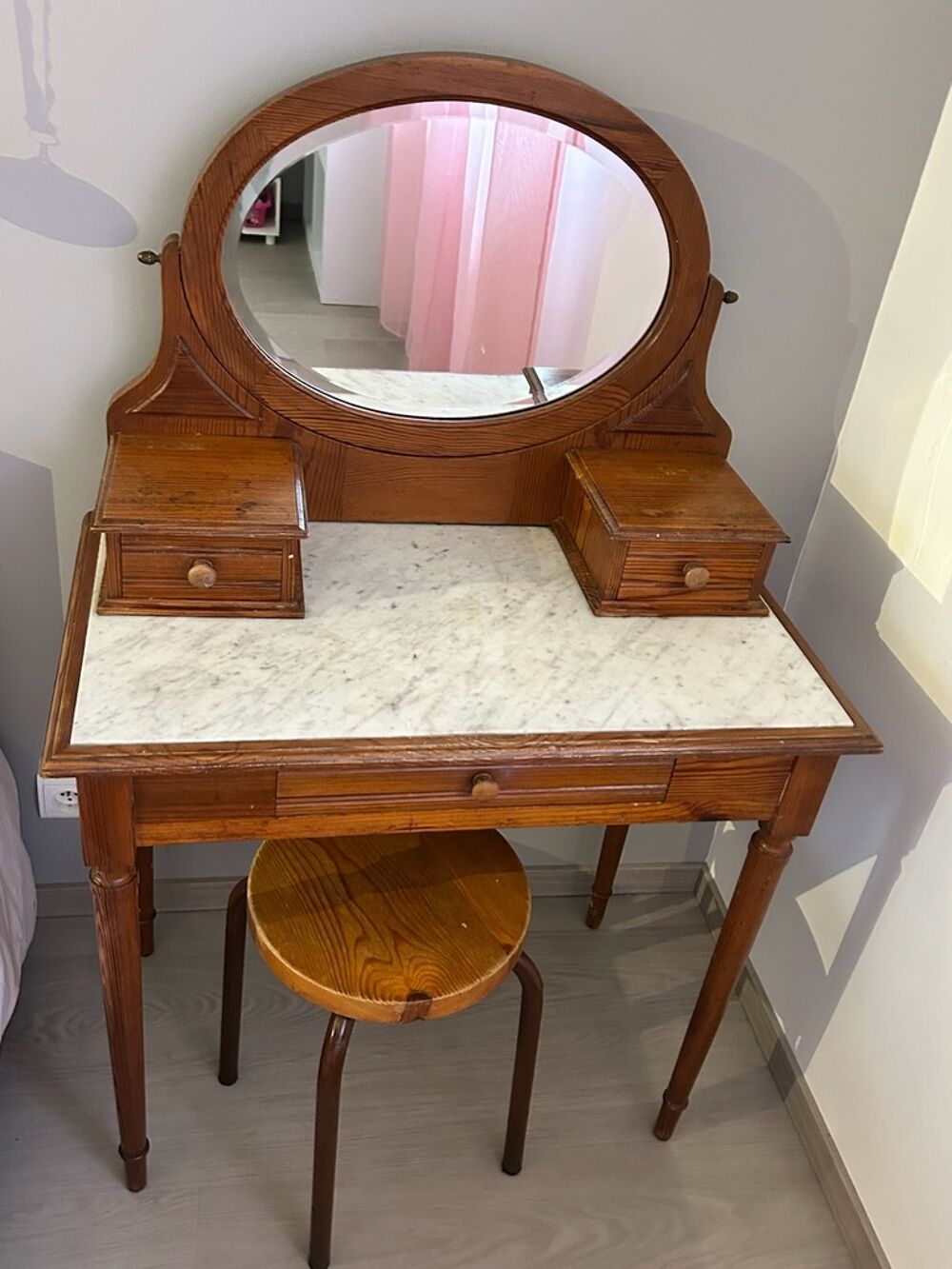 Coiffeuse bois + Tabouret Meubles