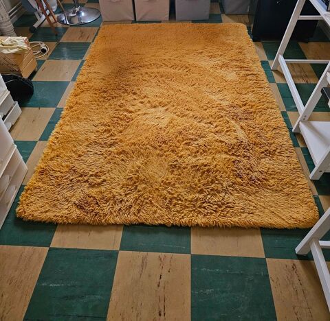 tapis moutarde 140x200 Neuve 50 Morhange (57)