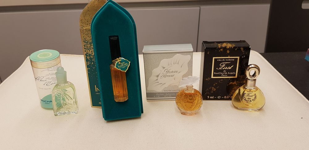 Miniature de parfum 3 euros l'unit&eacute; 