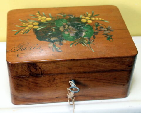 Coffret boite � bijoux souvenir de Paris 1900 MIMOSAS 30 Issy-les-Moulineaux (92)