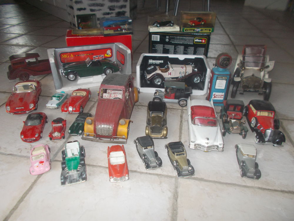 plusieurs voiture de collections faire prix 