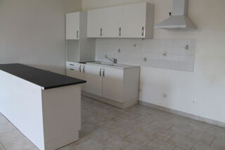  Maison à louer 7 pièces 160 m²