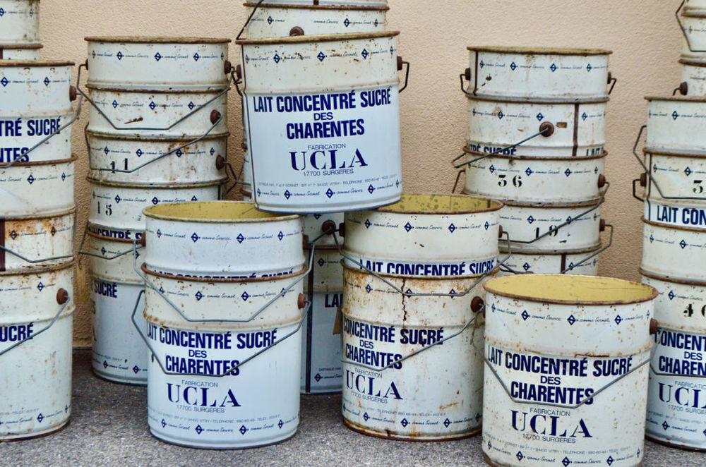 Seau en m&eacute;tal ancien UCLA style boh&egrave;me vintage et industriel Décoration