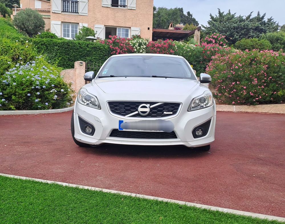 C30 D2 115 ch R-Design Edition 2013 occasion 83700 Saint-Rapha&euml;l