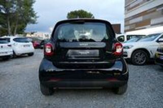 ForTwo Fortwo Coup&eacute; 1.0 61 ch Pure 2015 occasion 13600 La Ciotat