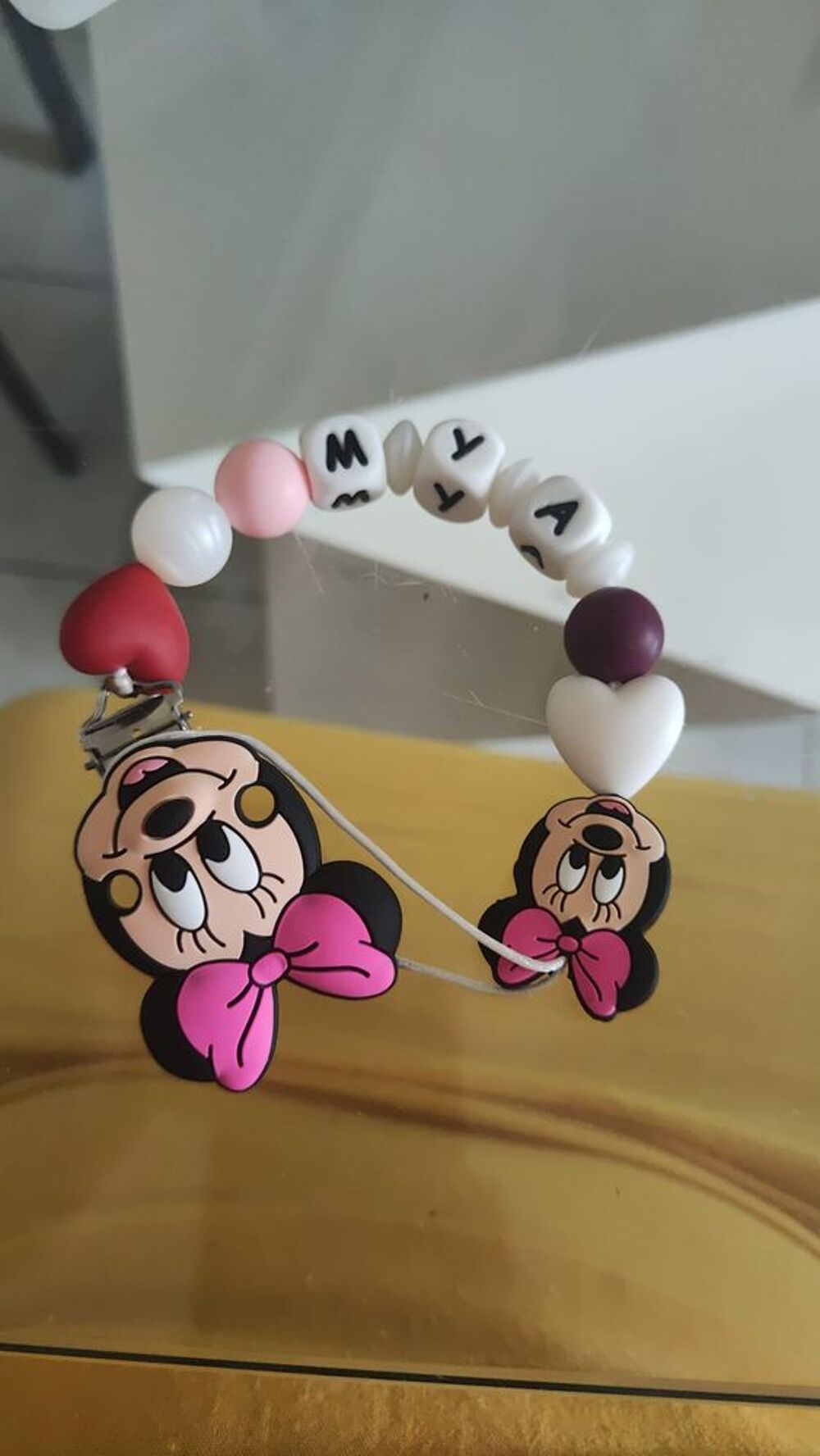 attache t&eacute;tine pour b&eacute;b&eacute; Jeux / jouets