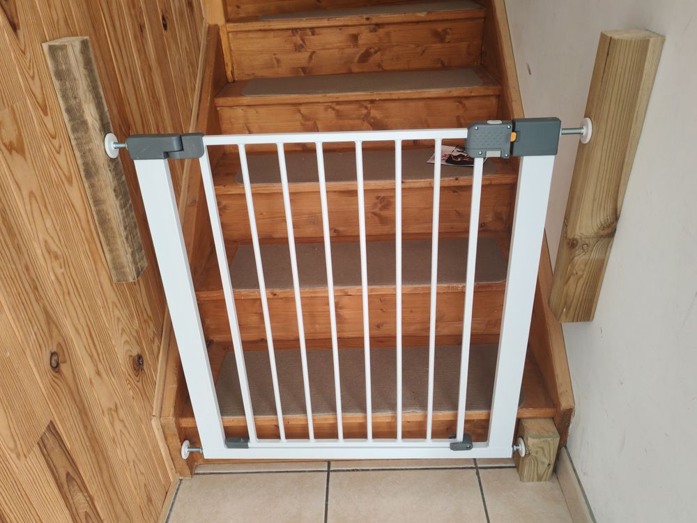 barri&egrave;res de s&eacute;curit&eacute; enfant Mobilier enfants
