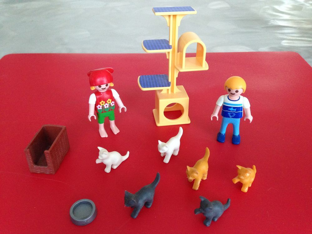 Jeu Playmobil N&deg; 4347, Les enfants et l'arbre &agrave; chats. Jeux / jouets