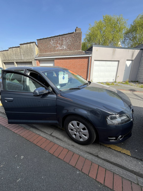 Audi a3 Sportback 1.6 TDI 105 DPF Ambiente