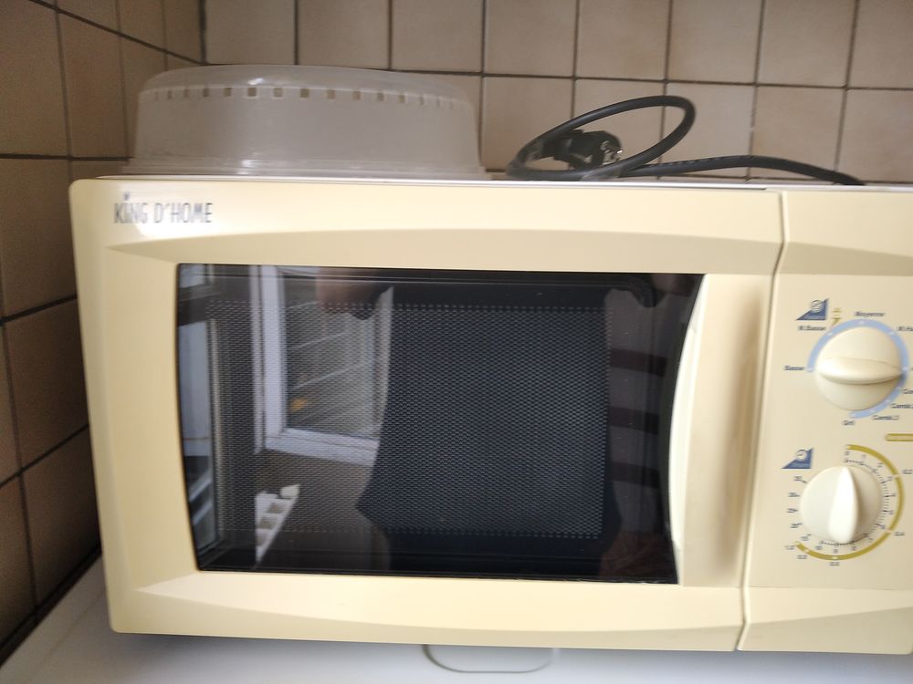  Four Micro onde Electroménager