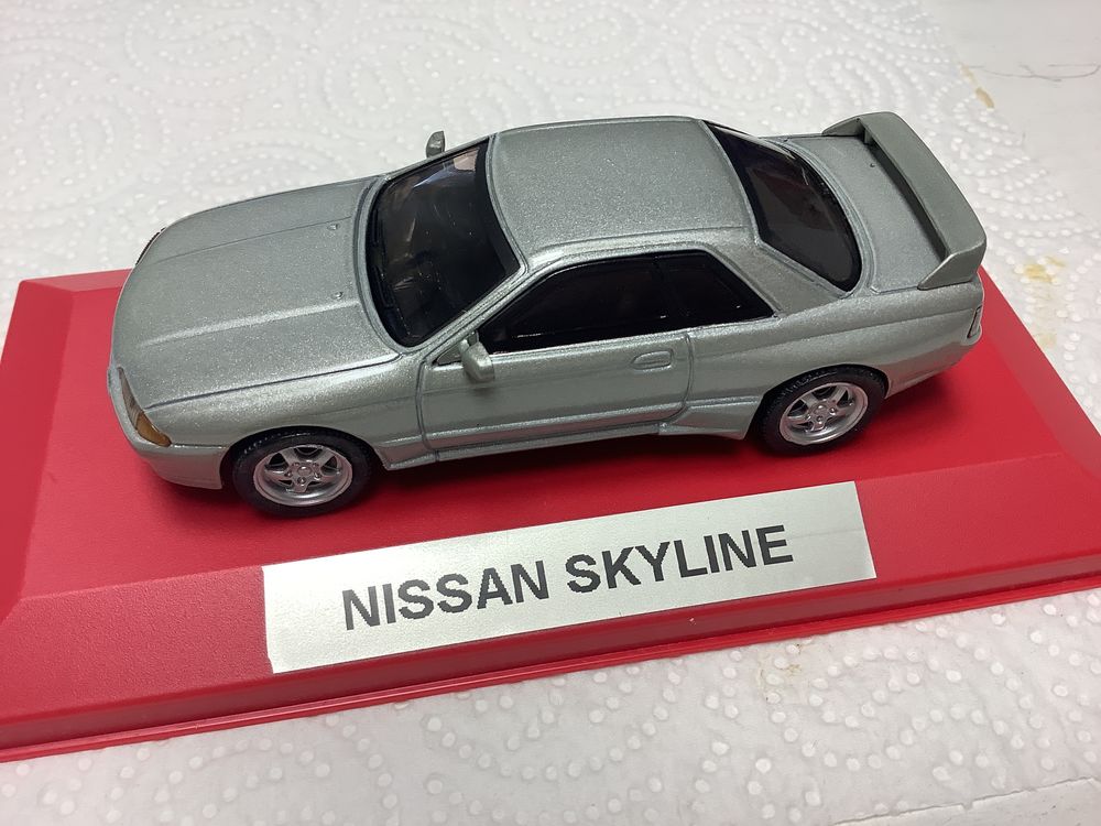 NISSAN SKYLINE. Voiture miniature 