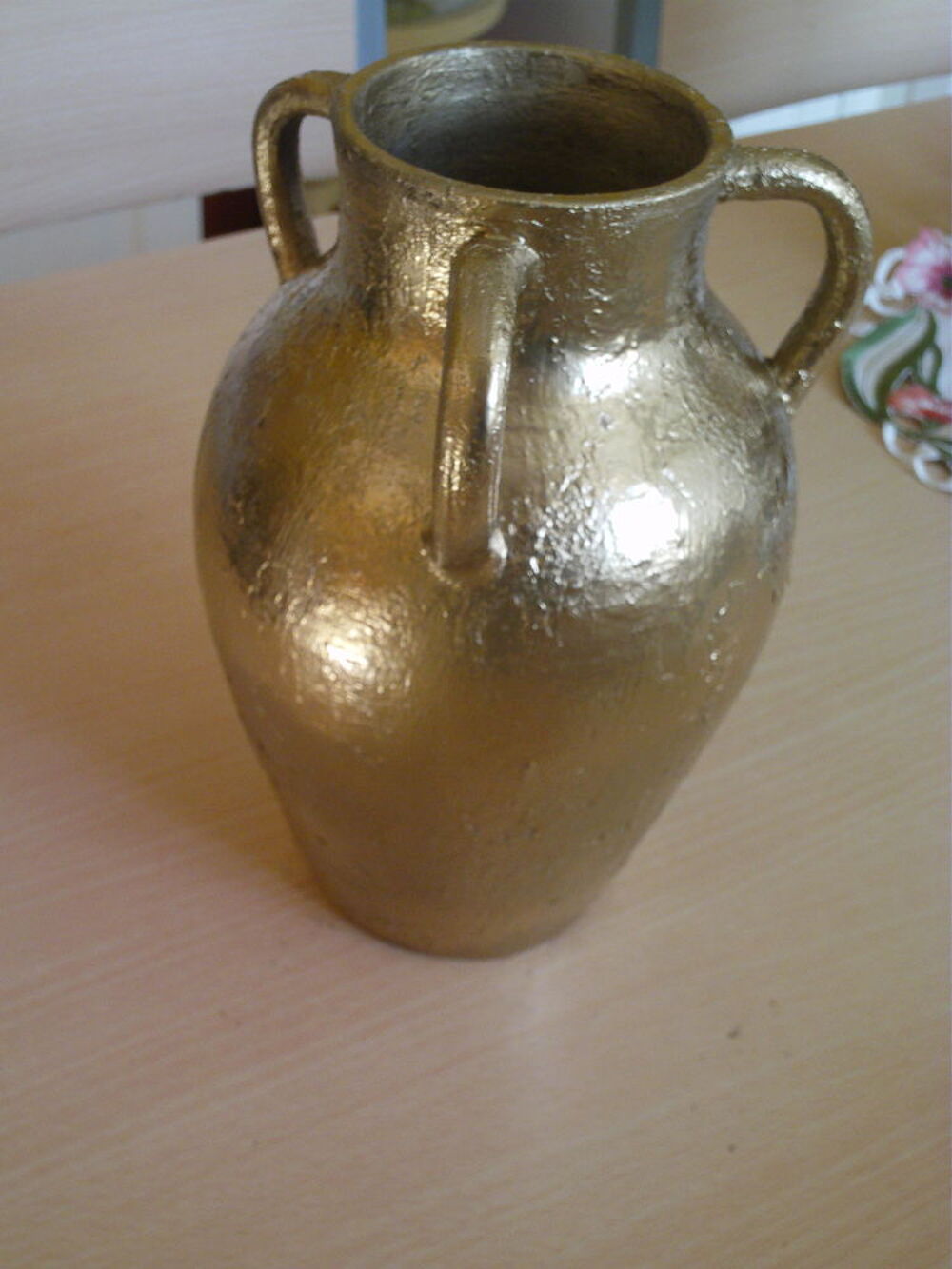 Belle amphore ancienne trois anses N&deg;726 