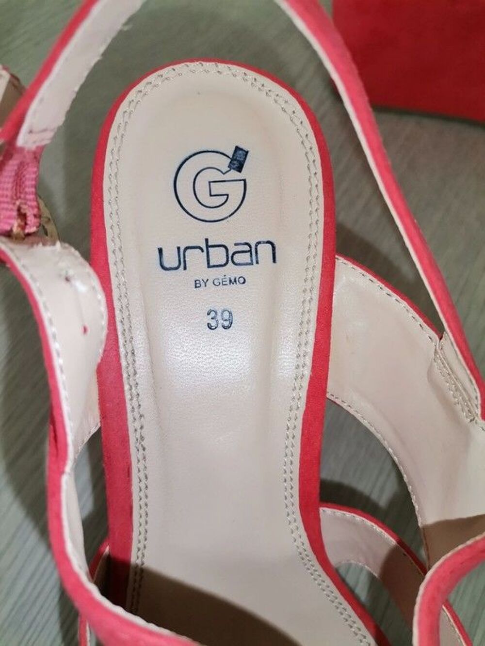 Sandales compens&eacute;es femmes Urban by G&eacute;mo pointure 39 Chaussures