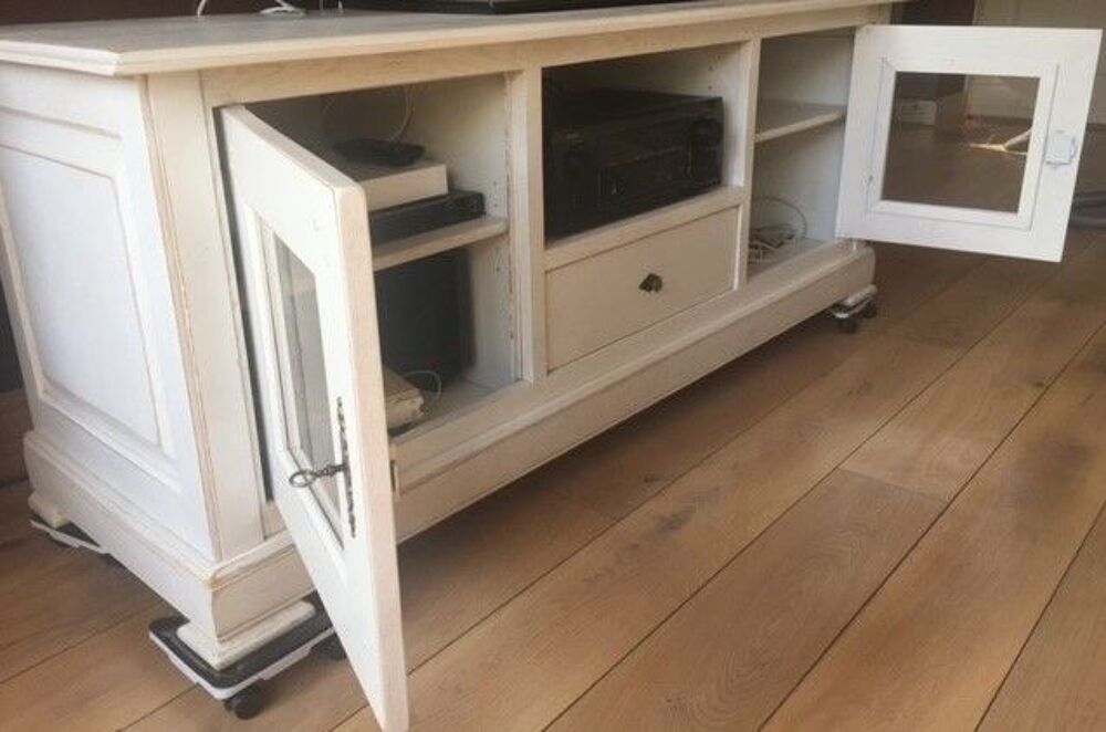 Meuble bas TV HiFi massif c&eacute;rus&eacute; blanc Meubles