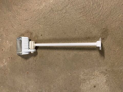 Lampe projecteur ampoule R7S 10 Champvert (58)