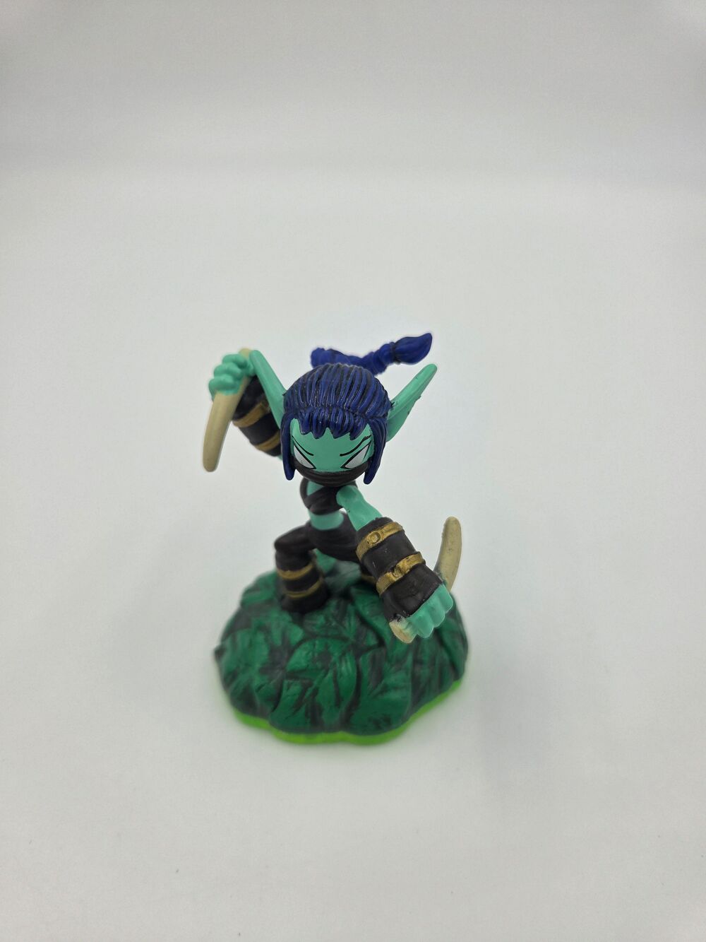 Figurine Skylanders Spyro's Adventures Stealth Elf Consoles et jeux vidéos