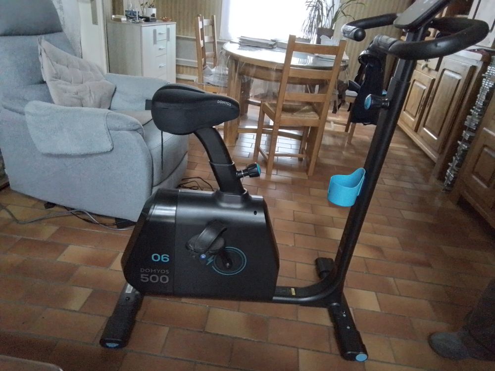 V&eacute;lo d'appartement auto aliment&eacute; Vélos