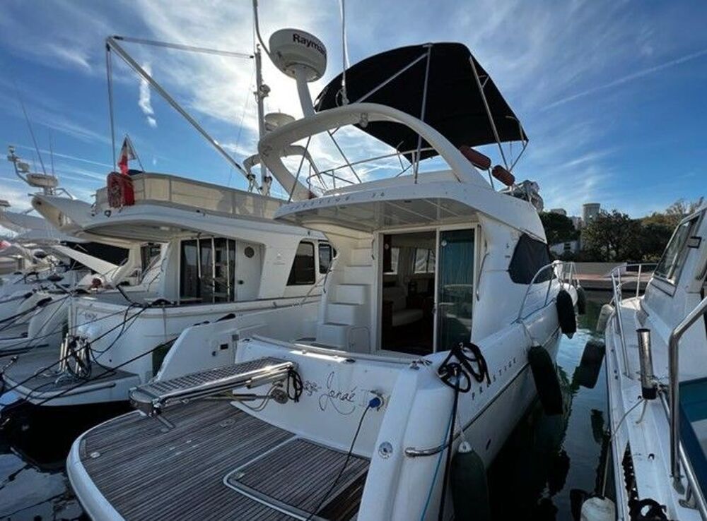Vedette - Yacht - Offshore 2006 occasion 83990 Saint-Tropez