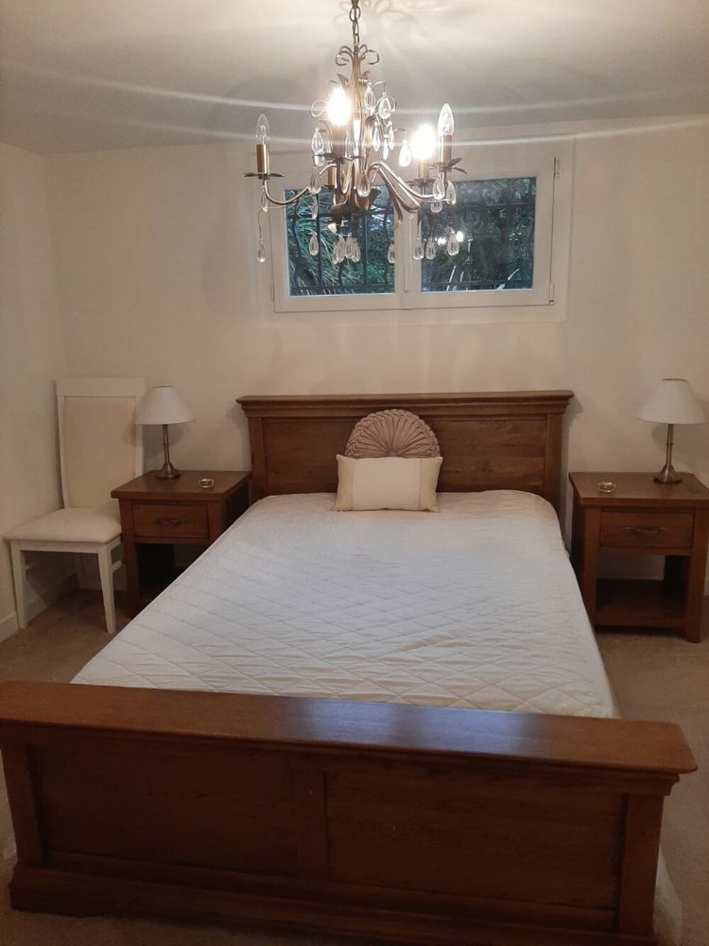 Chambre &agrave; coucher Adulte compl&egrave;te Meubles
