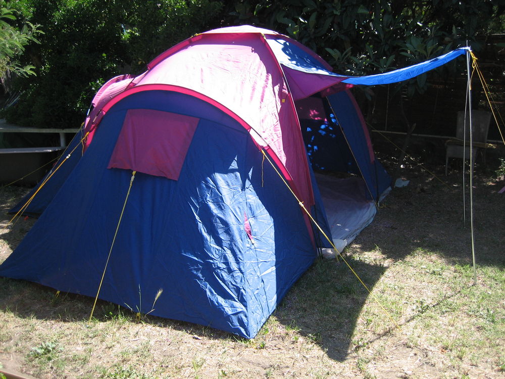 Tente de camping
marque mar&eacute;chal
Sports