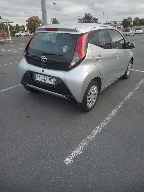 Toyota Aygo 1.0 VVT-i x-play x-app 2021 occasion Saint-Quentin 02100