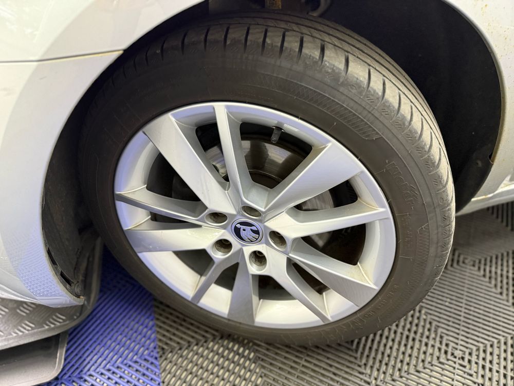 Octavia Combi 2.0 TDI 150 ch SCR DSG7 CLEVER (7 CV) 2019 occasion 69120 Vaulx-en-Velin