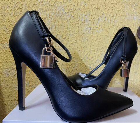 Escarpins talons aiguilles 14 cm pointure 43 70 Marseille 11 (13)