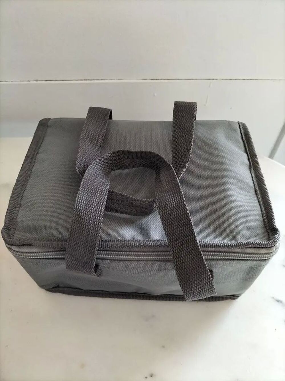 Lunch box &eacute;lectrique, avec sac isotherme et couverts Electroménager