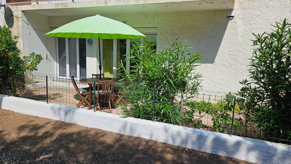   appartement T2 rez-de-chaussée avec jardin Languedoc-Roussillon, St Pierre Sur Mer (11560)