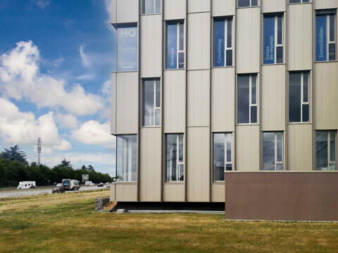 Louez un grand espace de bureau pour 50 personnes &agrave; Rennes HQ Atalante Champeaux 10272 35000 Rennes