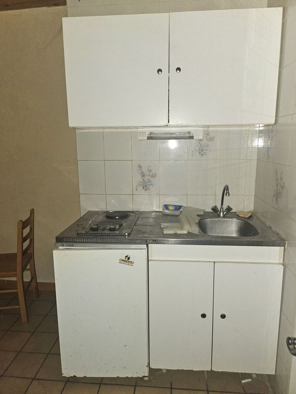 Vente Appartement APPARTEMENT T2 AU CŒUR DU CENTRE HISTORIQUE, RUE PIETONNE, DANS IMMEUBLE DE 7 LOGEMENTS, ELEVE SUR 3 NIVEAUX Castellane
