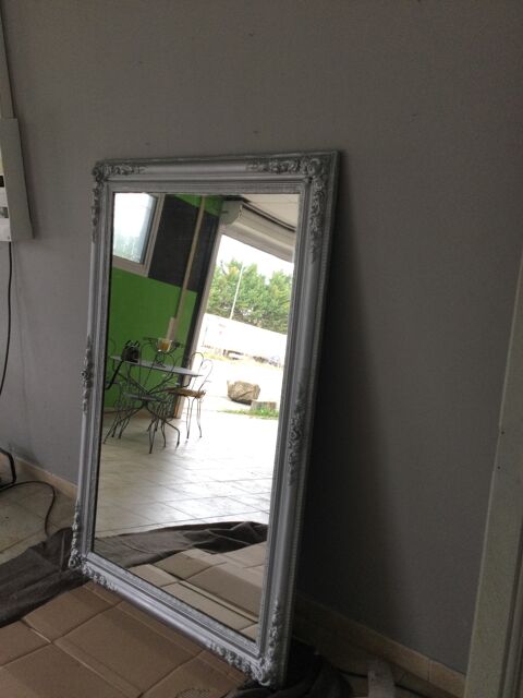 Miroir ancien  250 Saint-Christol-l�s-Al�s (30)