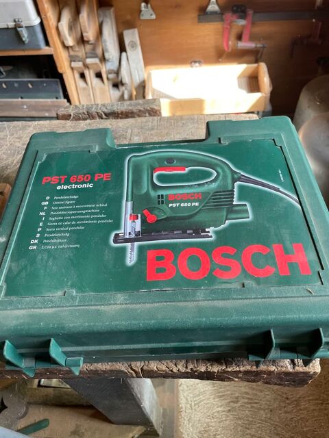 scie sauteuse BOSCH 50 La Neuville-au-Pont (51)